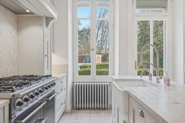 Vente Maison de luxe Divonne-les-Bains 9 Pièces 370 m²