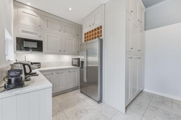 Vente Maison de luxe Divonne-les-Bains 9 Pièces 370 m²