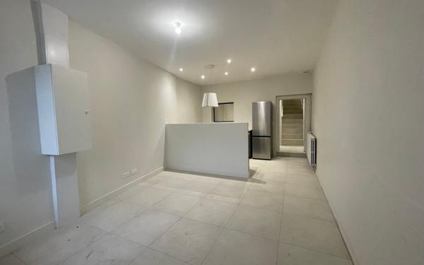 Maison à louer    3 pièces •  Riverie