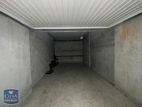 Location parking Villefranche-sur-Saône (69400)