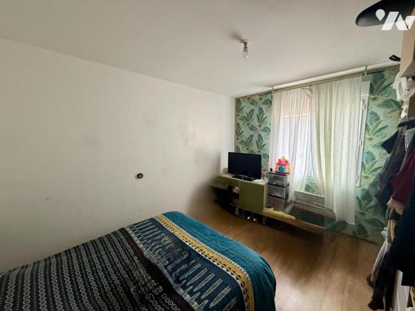 Ensemble Local et appartements