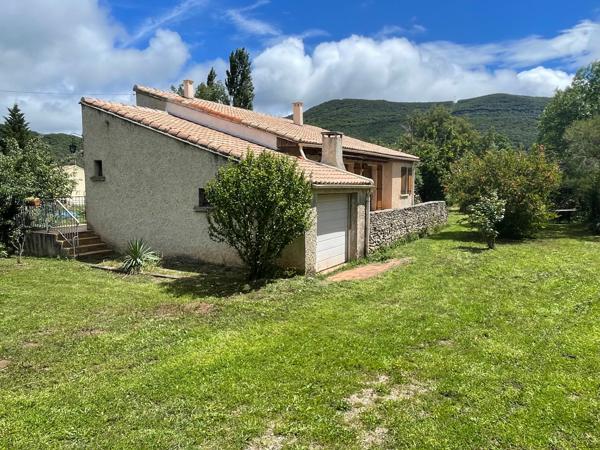 Maison individuelle de 110m² avec grand terrain arboré
