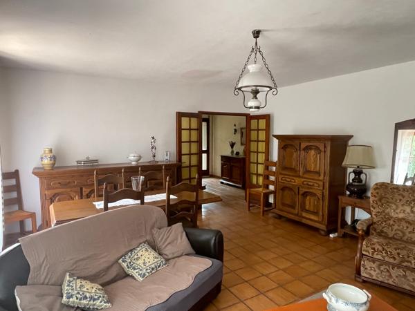 Maison individuelle de 110m² avec grand terrain arboré