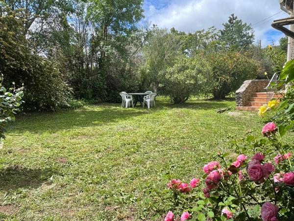 Maison individuelle de 110m² avec grand terrain arboré