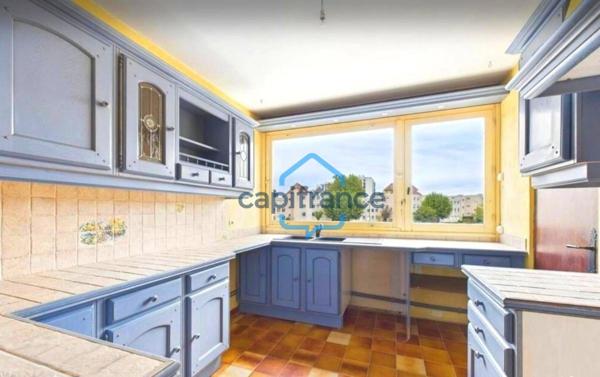 Vélizy-Villacoublay – 4 pièces de 75,5 m², appartement à fort potentiel. (78)