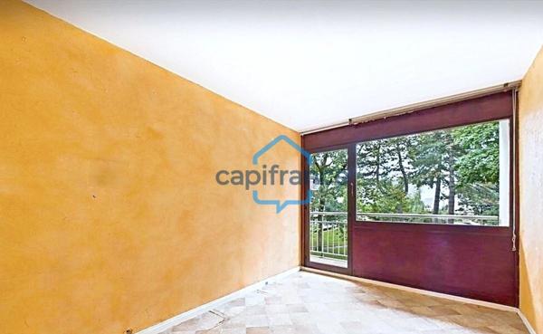 Vélizy-Villacoublay – 4 pièces de 75,5 m², appartement à fort potentiel. (78)