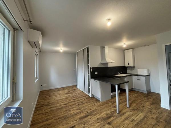 Appartement à louer 1 pièce 30.98m² Niort (79000)
