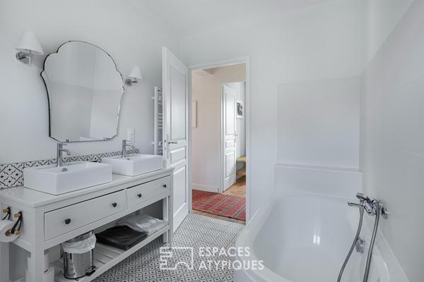 L’élégance d’une maison basque bercée par la nature