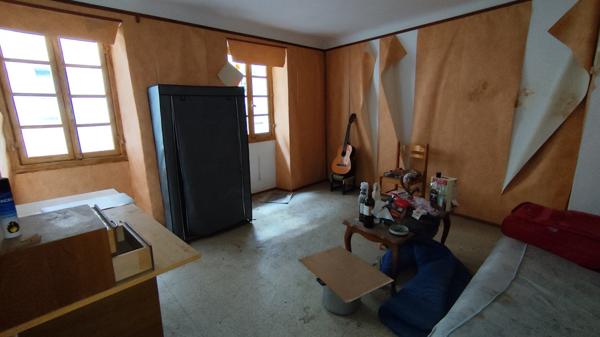 Breil-sur-Roya (06540) Petit duplex à rénover rue de Turin