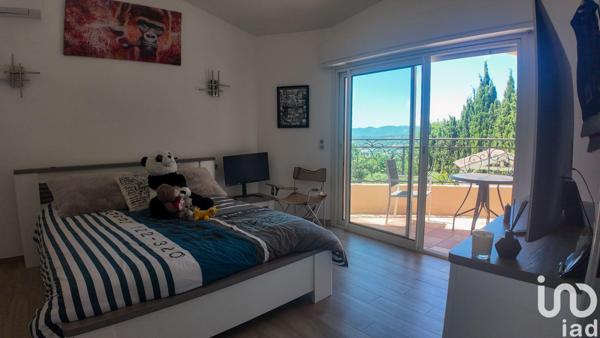 Maison à vendre 6 pièces 186 m² Grasse