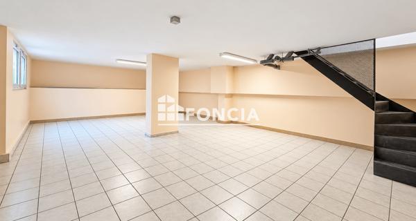 À vendre Local commercial 5 pièces 199 m² - Lyon 69003