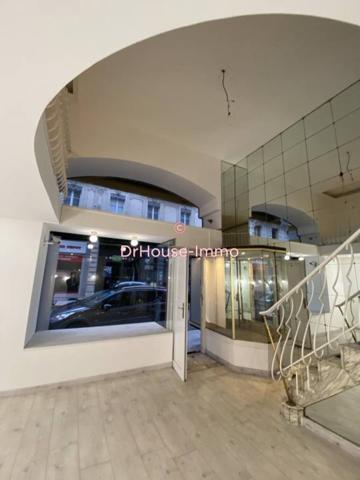 Commerce à louer 3 pièces de 52 m²