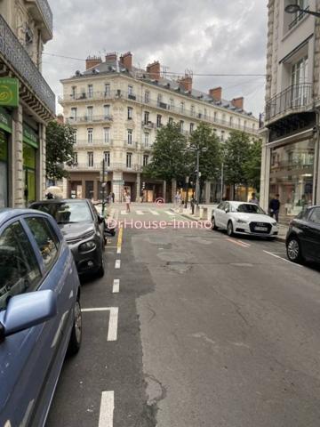 Commerce à louer 3 pièces de 52 m²