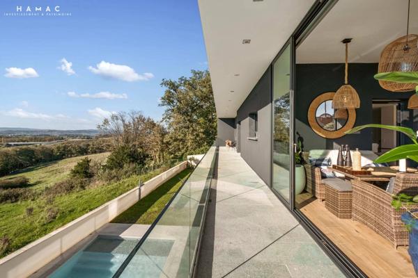NOUVEAUTÉ – Limonest Centre - Villa d’Exception de 360 m² sur Terrain Arboré de 1 029 m² avec Piscine et Prestations Haut de Gamme