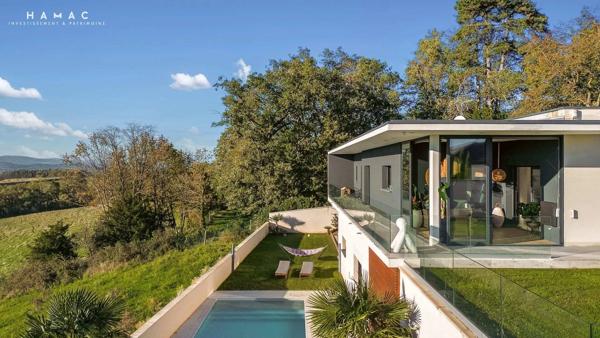 NOUVEAUTÉ – Limonest Centre - Villa d’Exception de 360 m² sur Terrain Arboré de 1 029 m² avec Piscine et Prestations Haut de Gamme