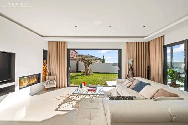 NOUVEAUTÉ – Limonest Centre - Villa d’Exception de 360 m² sur Terrain Arboré de 1 029 m² avec Piscine et Prestations Haut de Gamme
