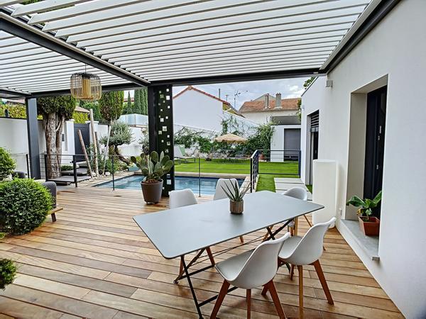 UNIQUE ! maison récente, haut de gamme -alliance parfaite du confort et du design