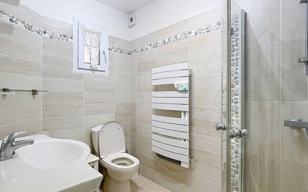 Maison à vendre    4 pièces • 121 m2 Saint-Raphaël