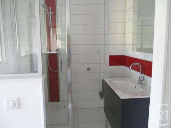 Appartement F2 à vendre  2 pièces - 35 m 2   VITTEL  - 88