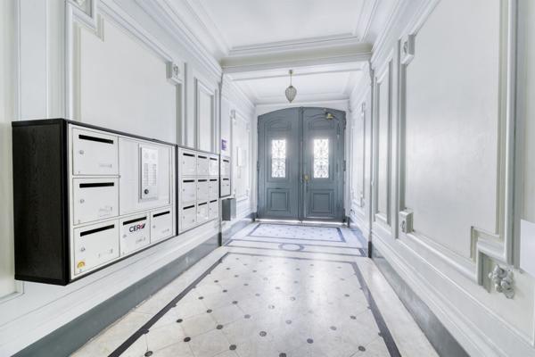 Vente Appartement de luxe Paris 9 4 Pièces 125 m²