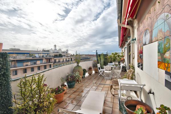 Appartement F3 à vendre  3 pièces - 127,05 m2 NICE - 06