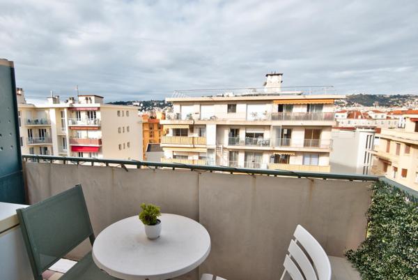 Appartement F3 à vendre  3 pièces - 127,05 m2 NICE - 06