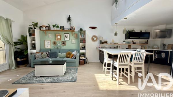 Maison à vendre 5 pièces 143 m² Peyrolles-en-Provence