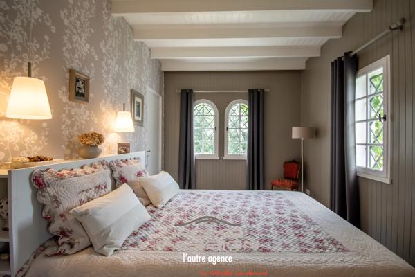 Maison
                                                                                                                                                                                                                                                                                                                        7 pièce(s)                                                                                                                                                                                                          5 chambre(s)