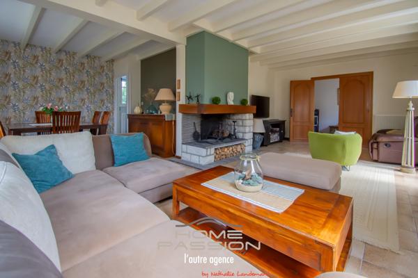 Maison
                                                                                                                                                                                                                                                                                                                        7 pièce(s)                                                                                                                                                                                                          5 chambre(s)