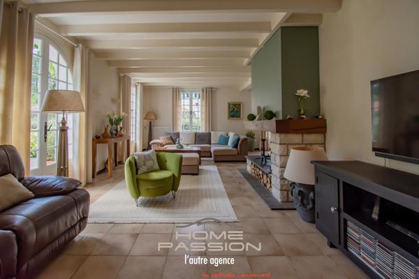 Maison
                                                                                                                                                                                                                                                                                                                        7 pièce(s)                                                                                                                                                                                                          5 chambre(s)