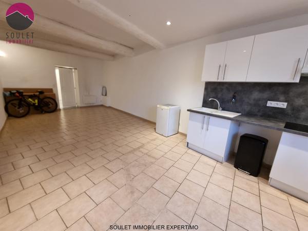 Bédoin (84410) Grand T2 centre ville Bedoin