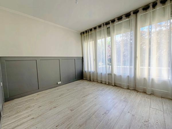 REIMS - APPARTEMENT TYPE 5 - 3 CHAMBRES - BALCONS