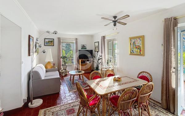 Appartement à vendre    2 pièces • 51 m2 Antibes