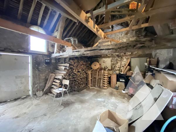 Garage 1 pièce 38 m2