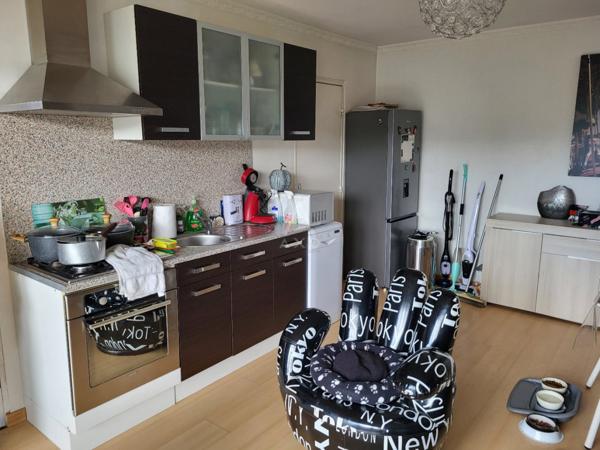 EPERNAY : APPARTEMENT DE TYPE 2 avec BALCON et EMPLACEMENT DE PARKING SECURISE