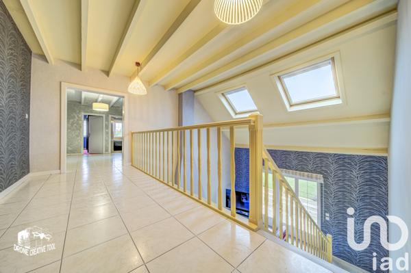 Maison à vendre 8 pièces 215 m² Bertrange