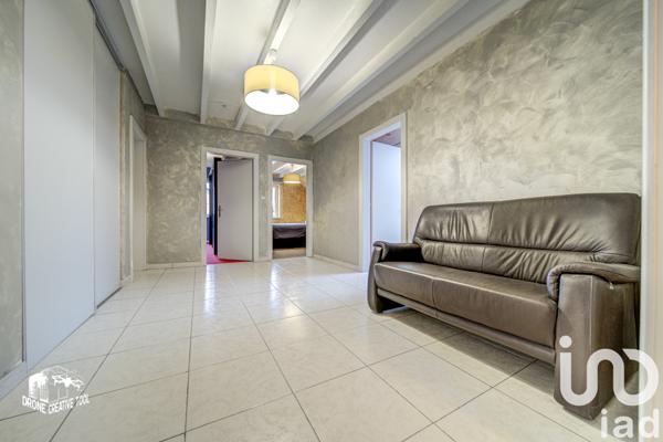 Maison à vendre 8 pièces 215 m² Bertrange