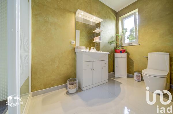 Maison à vendre 8 pièces 215 m² Bertrange