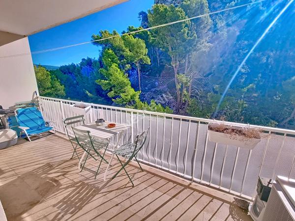 TOULON OUEST Beau T4 lumineux avec parking privatif