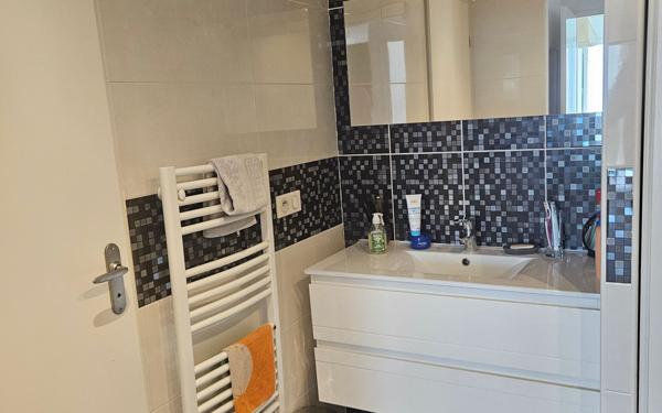 Appartement à vendre    2 pièces • 48 m2 Arcachon