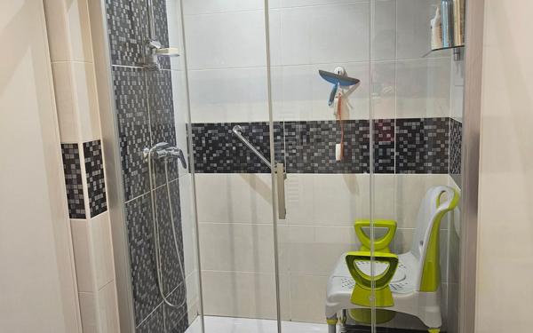 Appartement à vendre    2 pièces • 48 m2 Arcachon