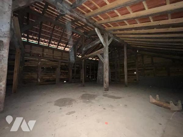 A vendre - Maison d'habitation à rénover - Bias 

À vendre à Bias (40170), maison à usage d'h...