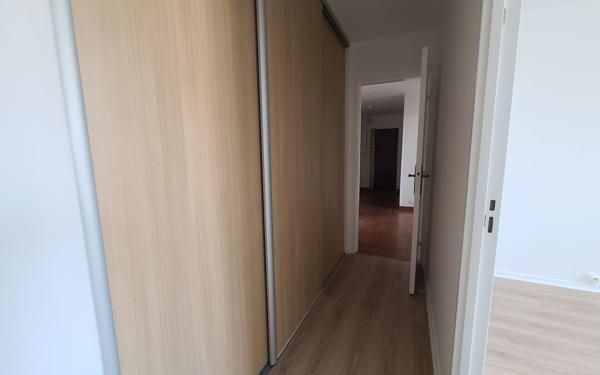 Appartement à louer    4 pièces • 95,25 m2 Vernon