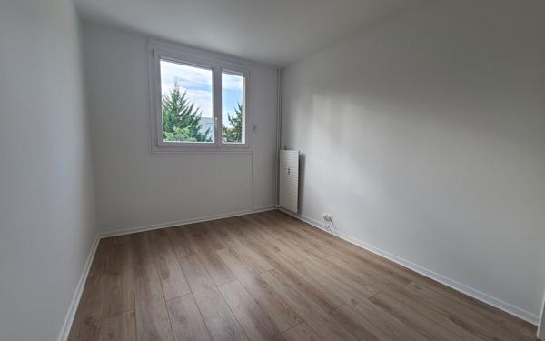 Appartement à louer    4 pièces • 95,25 m2 Vernon