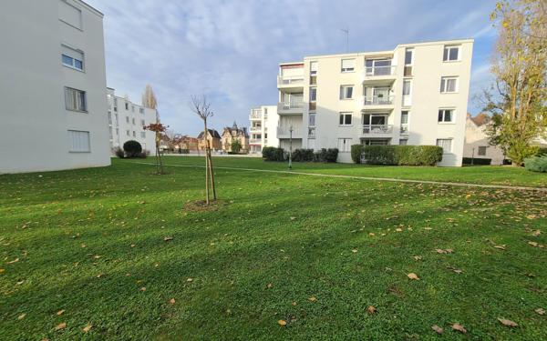 Appartement à louer    4 pièces • 95,25 m2 Vernon
