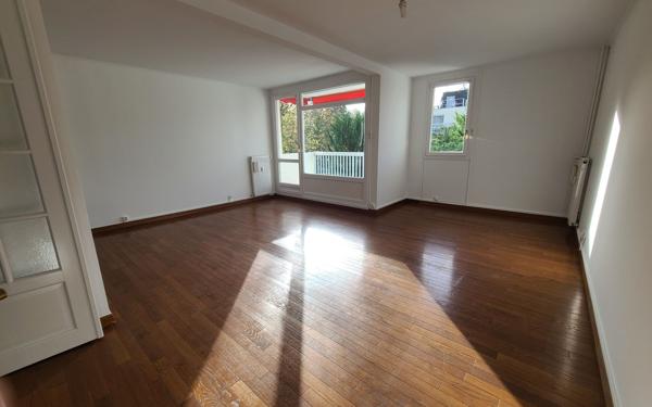 Appartement à louer    4 pièces • 95,25 m2 Vernon