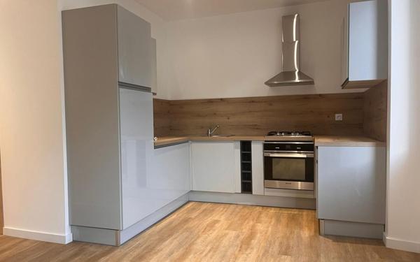 Appartement à vendre    4 pièces • 105 m2 Cluses