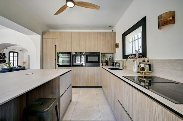 Vente Maison de luxe Aix-en-Provence 7 Pièces 210 m²