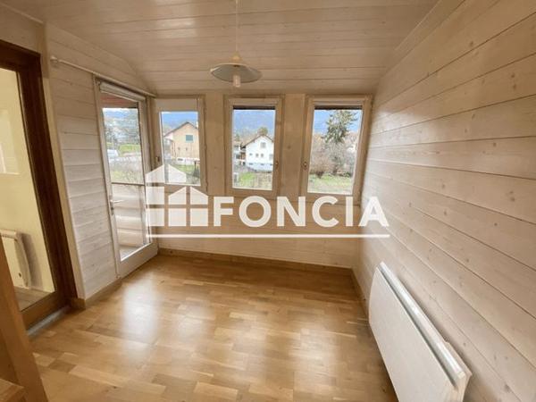 Location Appartement 3 pièces 67.3 m² - PLACE DE LA FONTAINE Perrignier 74550