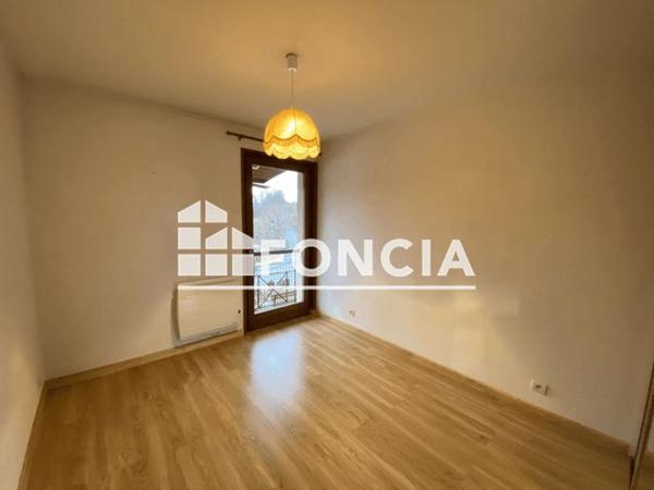 Location Appartement 3 pièces 67.3 m² - PLACE DE LA FONTAINE Perrignier 74550